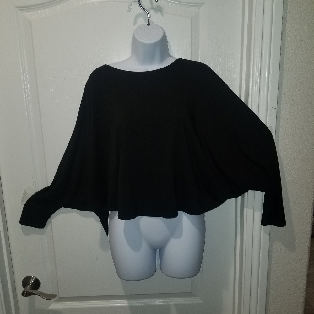 NADIA TARR Intermix  bat wing black top